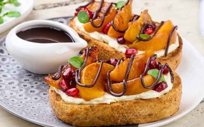 Recetas 3 Tostadina con sirope de chocolate y duraznos