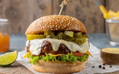 Hamburguesina con mermelada de durazno y mayonesa con limón